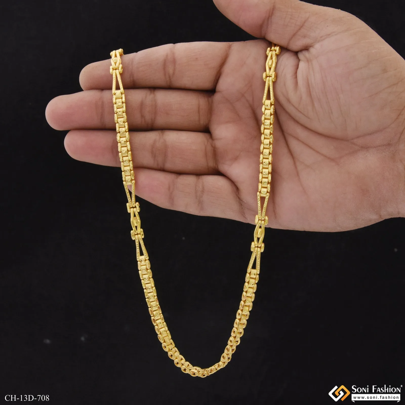Sophisticated Design Gold Plated Box Chain for Men - Style D708