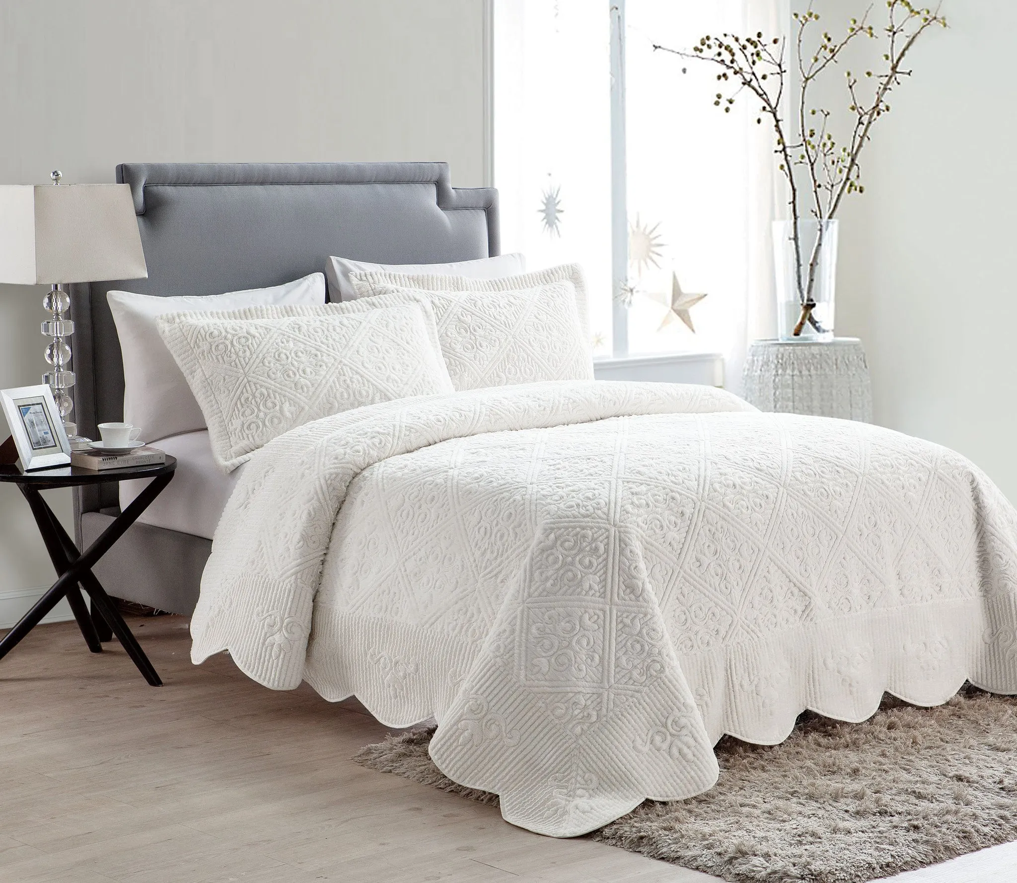 Westland Queen Quilted Plush In Ivory